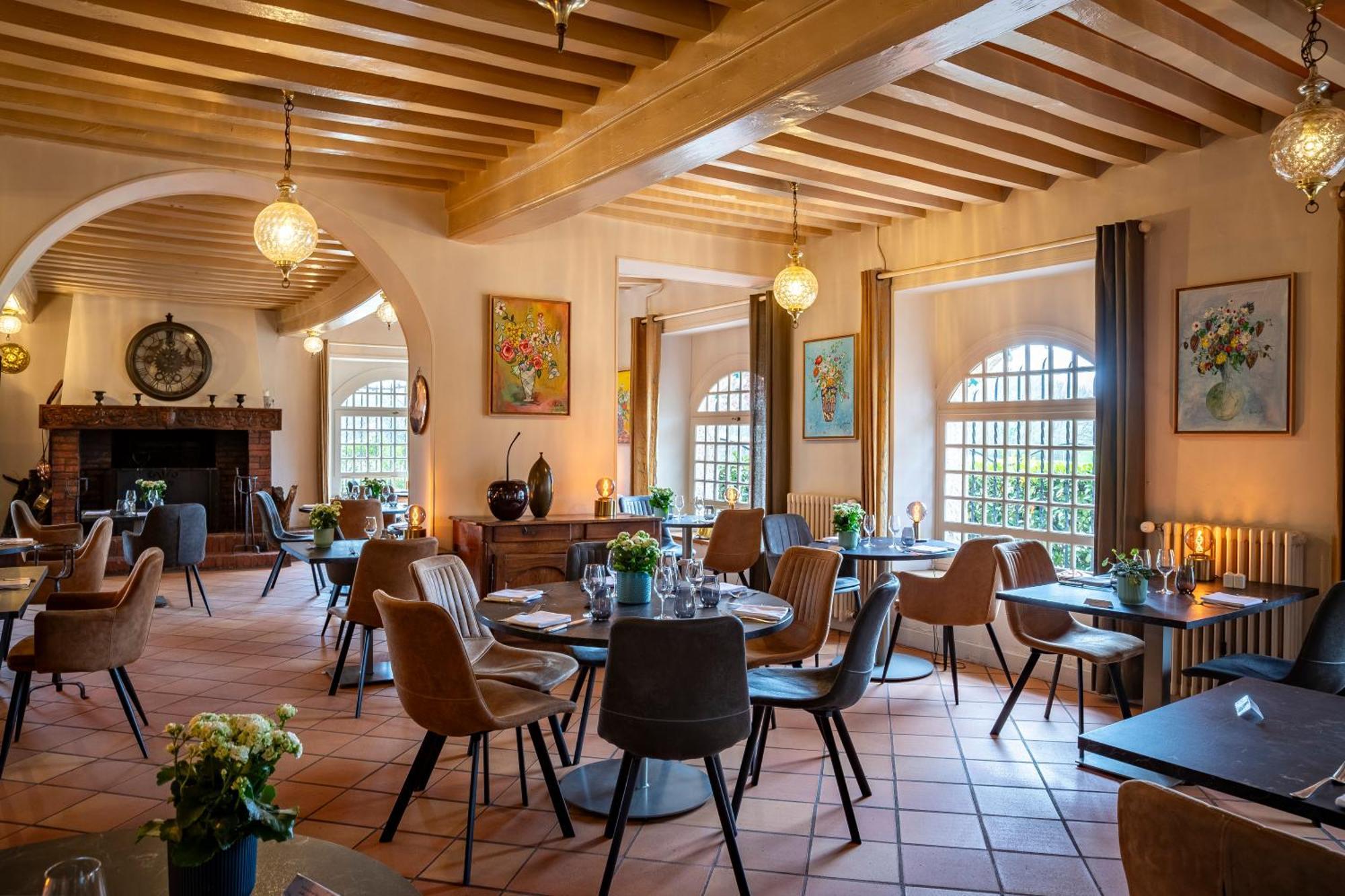 Le Relais Fleuri, Hotel Et Restaurant Logis - Avallon Sauvigny-le-Bois Exterior photo